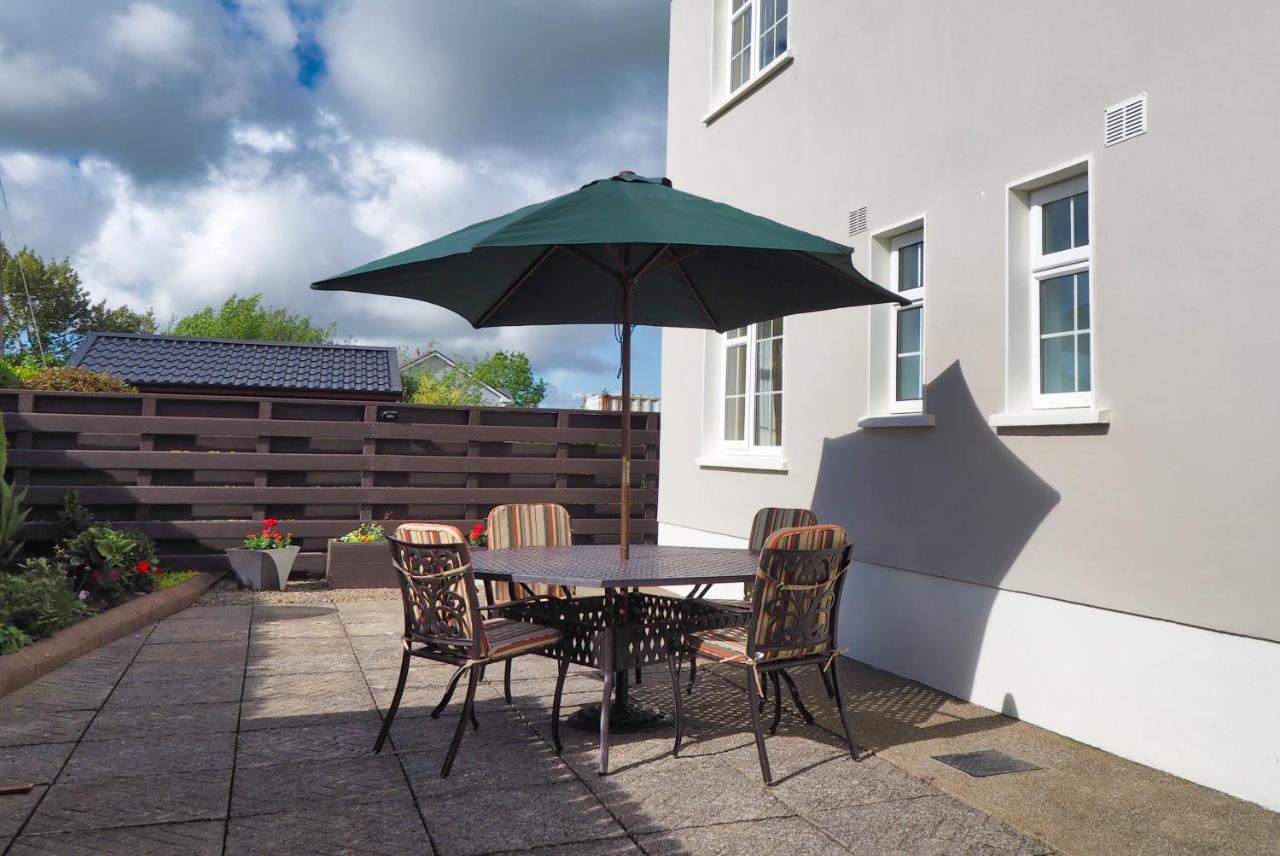 Hillcrest Luxury Apartment Kilrush Exterior photo